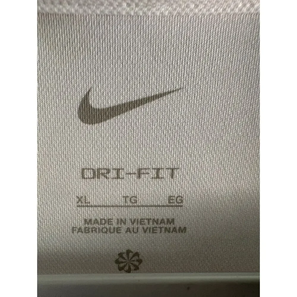 Women’s white xl Nike Dri Fit Golf Style Polo - Picture 3 of 4